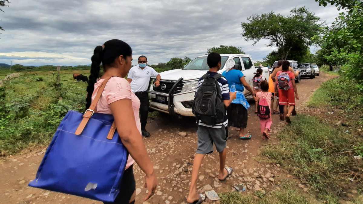 Familias son evacuadas en la zona baja del río Goascorán Diario El