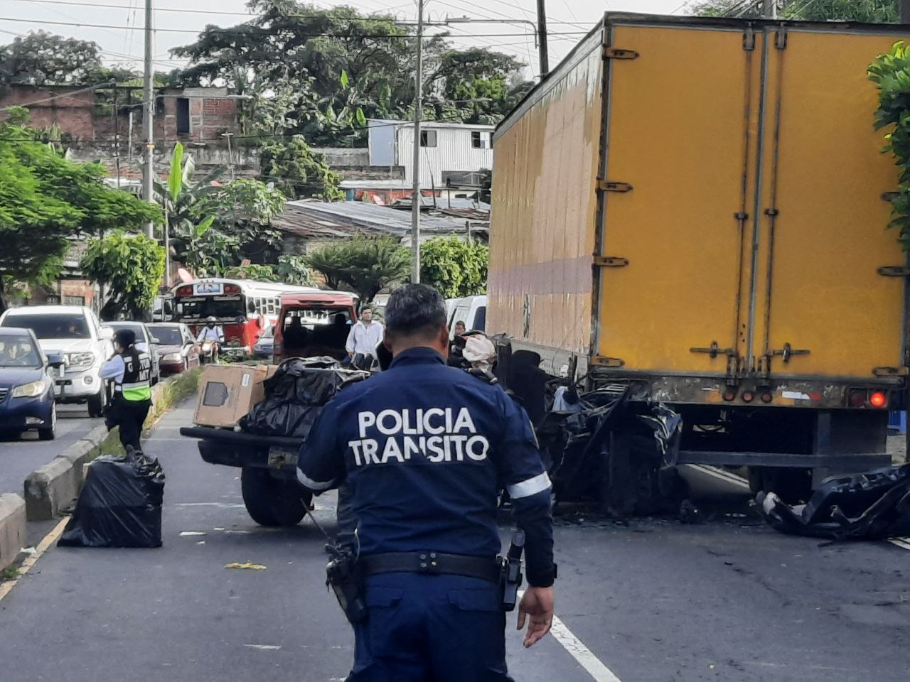 Fuerte Accidente De Tr Nsito En Bulevar Venezuela Deja Dos Lesionados Y