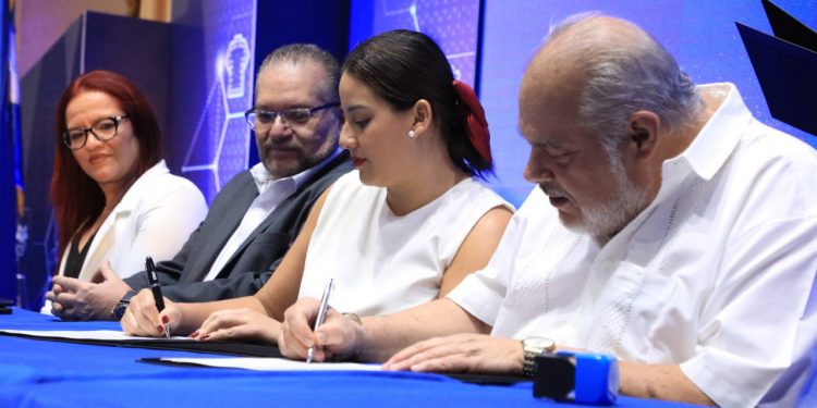 Gobierno de El Salvador le apuesta a la formalización de la