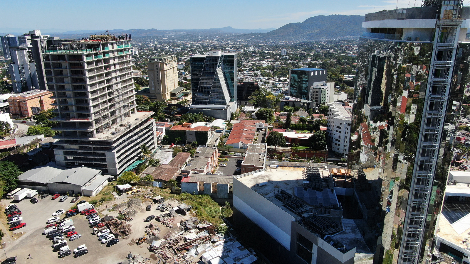 Cepal mejora proyección de crecimiento económico de El Salvador a 2