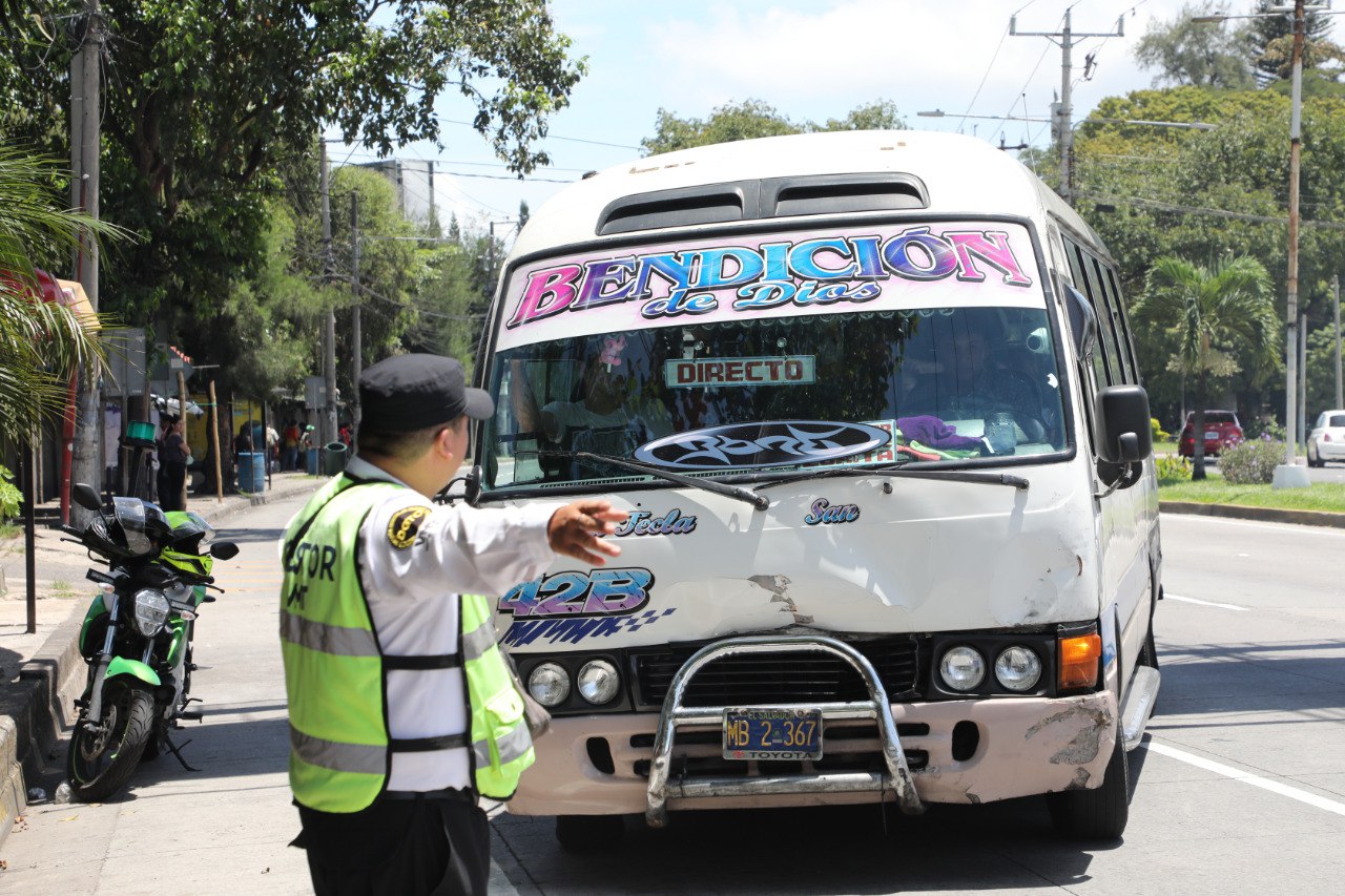 Autoridades Intensifican Controles Vehiculares Para Prevenir Accidentes