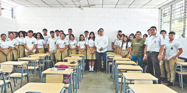 Aumenta La Matr Cula De Alumnos Para En El Injosica Diario El