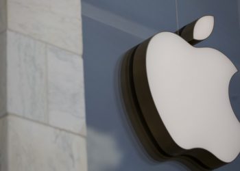 Apple desarrolla un motor de búsqueda para competir con Google