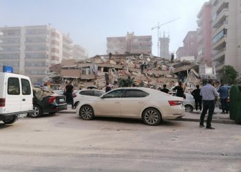 Fuerte sismo de magnitud 7 en el oeste de Turquía