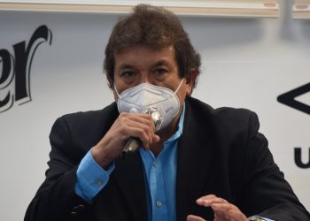 Hugo Carrillo, presidente de la Fesfut: «El Indes puede patrocinar equipos, pero no estampar su logo»