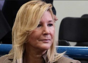 Juicio contra Ana Ligia de Saca se desarrollaría por un mes