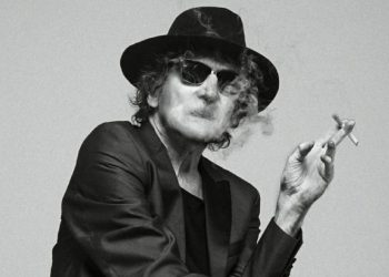 Charly García llega a los 69 y así recordamos al irreverente genio del rock en español
