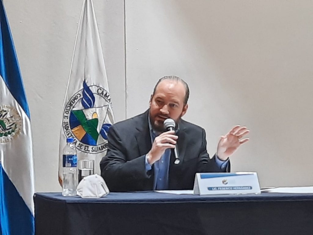 Federico Hernandez director ejecutivo de Camarasal