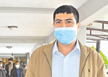 “Habría que ver, directamente, si salen también ahí o qué, si son ellos o qué”