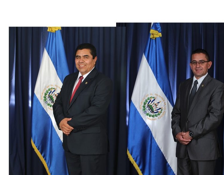 Julio Fabián y Reynaldo Cardoza son diputados del departamento de Chalatenango. Foto Archivo.