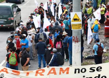 Sindicalistas bloquean tráfico en diversos puntos de San Salvador