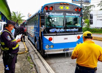 Imponen 3,500 multas al sector transporte por incumplimientos