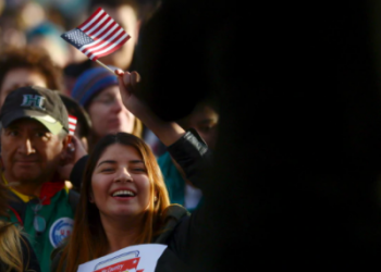 Los latinos en las elecciones de EE.UU.: ¿Cuántos son, dónde están y cómo votan?