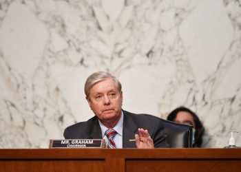 Senador cercano a Trump dice que demócratas tienen «buen chance» de ganar la Casa Blanca