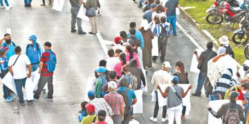 Astram realiza nuevo bloqueo y exige el pago de cuotas atrasadas