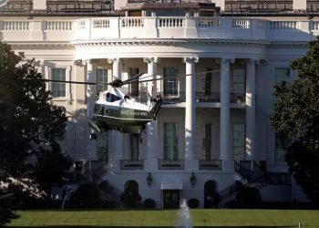 El autor anónimo de un duro editorial contra la Casa Blanca de Trump desvela su identidad