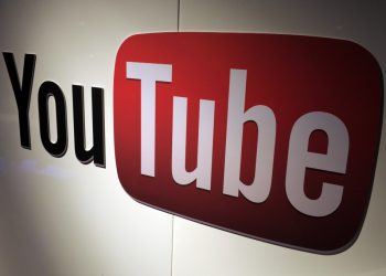 YouTube toma medidas para frenar movimiento ultraderechista QAnon en EE.UU.