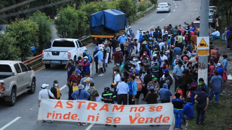 Sindicalistas anuncian bloqueos en carreteras de entrada a San Salvador para madrugada del miércoles. Foto DES/ Francisco Campos