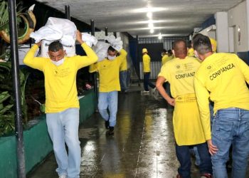 Privados de libertad continúan con la entrega de paquetes alimenticios