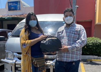 Novios se reinventan durante la pandemia