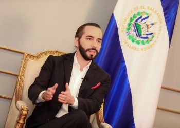 Presidente Bukele renueva compromiso de buscar solución viable para salvadoreños con TPS