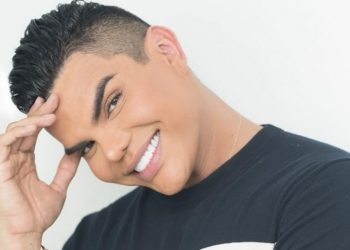 René Valdivieso maquilla las noches de Instagram