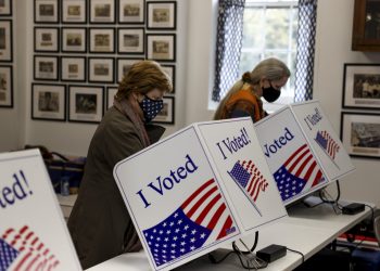 Elecciones EE.UU.: abren centros de votación en Estados Unidos
