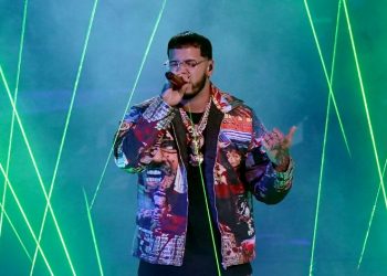 El cantante de reguetón Anuel AA anuncia su retiro con una canción