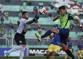 Santa Tecla sigue amargado: Limeño le robó tres puntos en el estadio Las Delicias