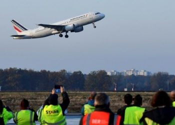 Cierre definitivo del histórico aeropuerto internacional de Tegel en Berlín