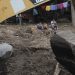 Desesperada búsqueda de víctima de deslave en Nejapa