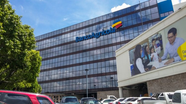 El Banco Agrícola reiteró su disposición para continuar mejorando sus servicios y desarrollando soluciones para al bienestar de sus clientes.