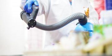 Minsal desinfecta hospitales de San Bartolo y Zacamil