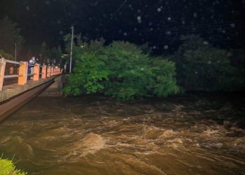 Reportan desbordamiento del río El Sauce en La Unión