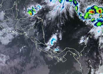 Se mantiene alerta roja por lluvias en todo El Salvador