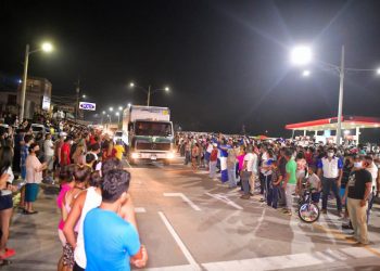 Pueblo hondureño recibe con agradecimiento ayuda humanitaria enviada desde El Salvador