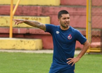 Jaime Alas no podrá estar en amistoso ante Estados Unidos