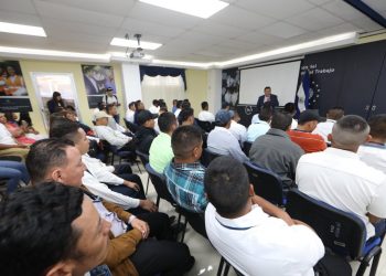 Confirman segundo contingente de trabajadores salvadoreños con destino a los EE. UU.