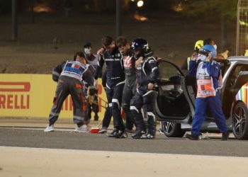 Impresionante accidente del piloto Romain Grosjean en el GP de Bahrein