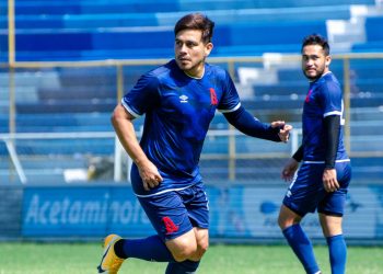 Fito Zelaya será convocado en Alianza hasta que recupere su forma física