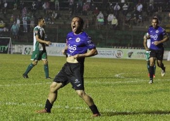 FAS se venga de Sonsonate y lo golea 3-0 en el estadio Ana Mercedes Campos