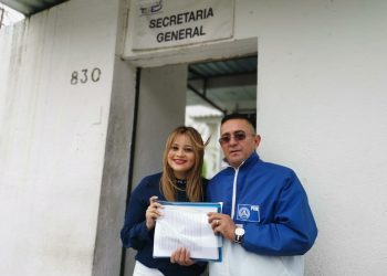 Primeras planillas del PCN se inscriben en el TSE
