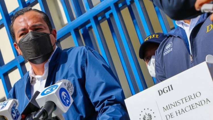 Los cuatro casos totalizan una suma de $6.3 millones en presunta evasión fiscal. Foto: Cortesía.