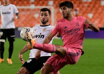 Valencia humilla 4-1 al Real Madrid en Mestalla