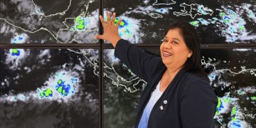 «Soy una científica y no solo en el área de meteorología»:  Sandra Yanira Martínez, meteoróloga salvadoreña