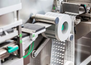 La industria farmacéutica local surte el 73 % de la demanda por la pandemia