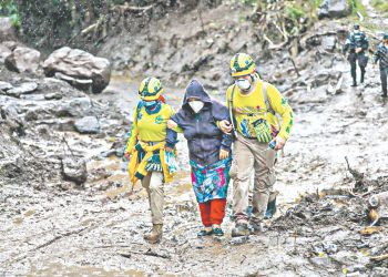 Protección Civil evacúa a 182 familias en Nejapa