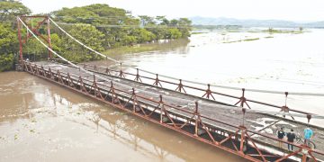 El Salvador continúa en alerta roja por lluvias