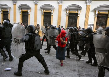 Abogado: «Hicimos renunciar a un presidente, Giammattei lleva apenas 10 meses»