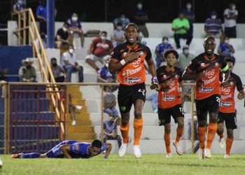 Nicolás Muñoz le da impulso al Águila en la segunda fecha del torneo Apertura